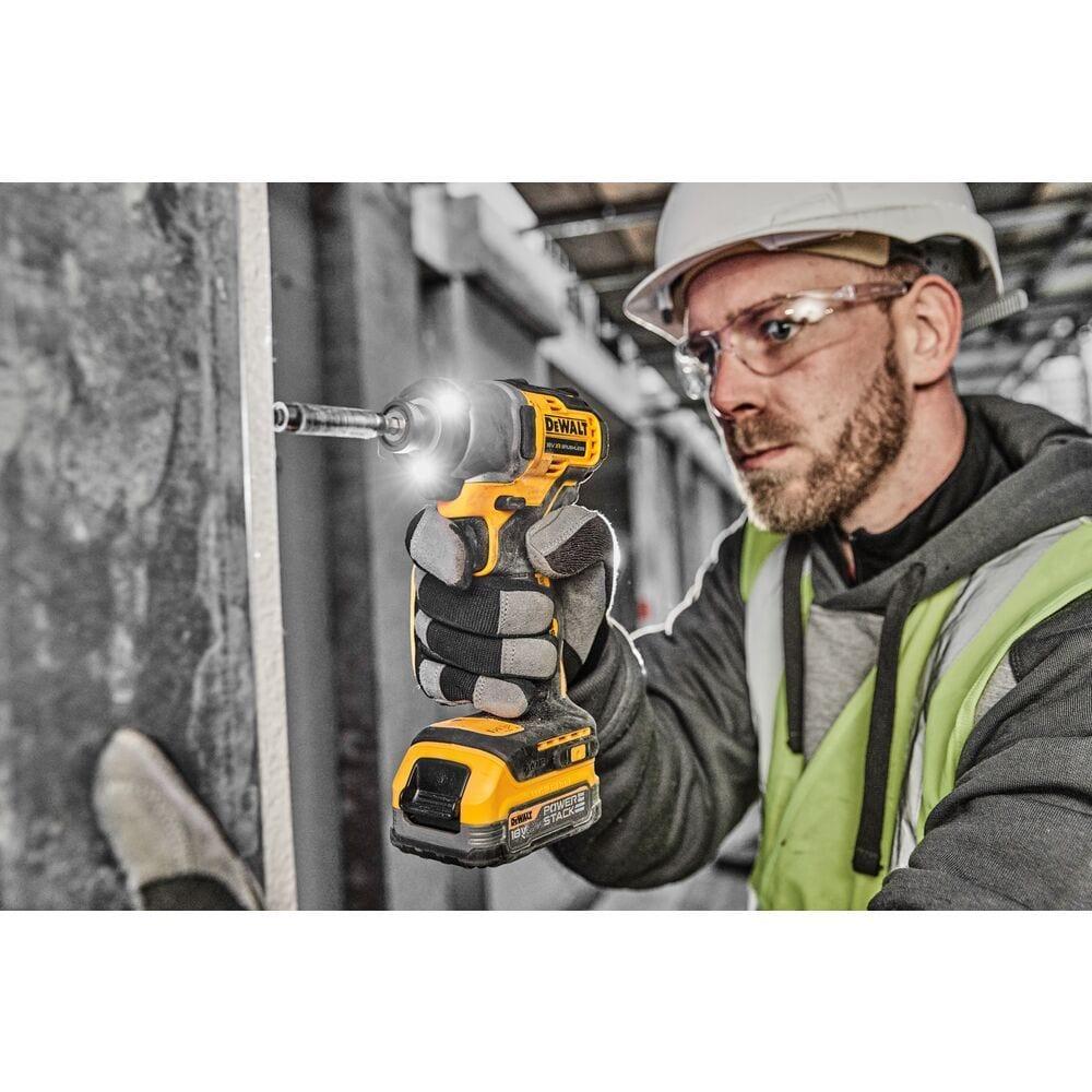 DeWalt 18V XR Impact Driver Kit image 2